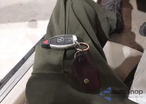 2008 Mercedes-Benz Clk 350 из США, поврежденный, VIN WDBTK56F28F252596